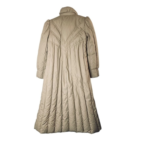 VTG 1980’s Lord & Taylor’s Long Quilted Puffer Coat in Light Tan Size M - Picture 2 of 8